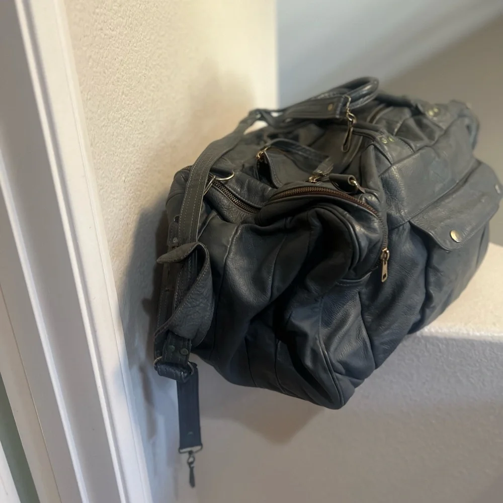 Gray Genuine Leather Handle/shoulder duffel‎ bag hand luggage unisex Mexico made
